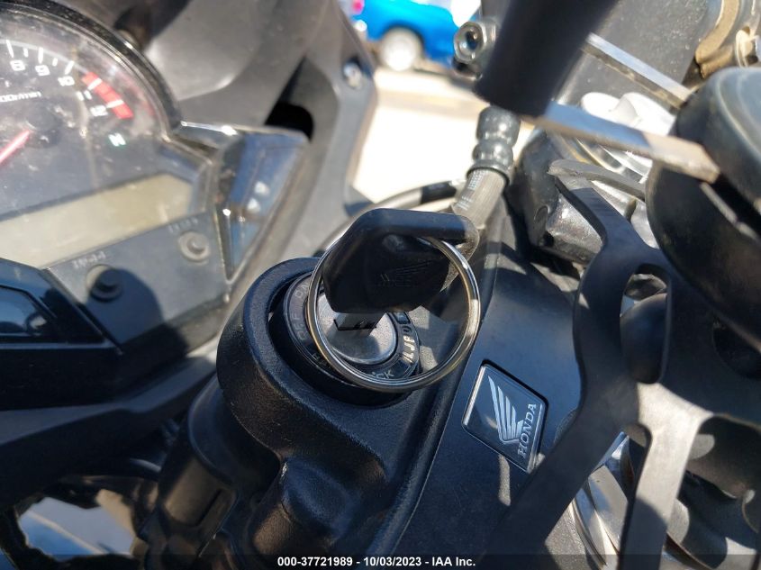 2018 HONDA CBR300 R - MLHNC5100J5400585