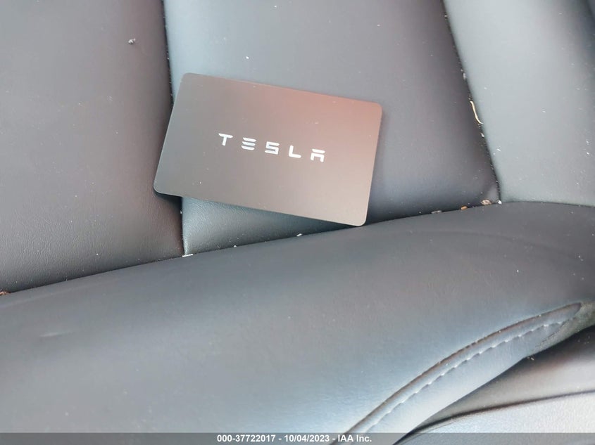 VIN 7SAYGDEE0PF777044 2023 TESLA MODEL Y LONG RANGE