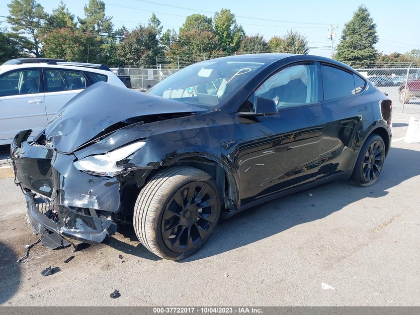 VIN 7SAYGDEE0PF777044 2023 TESLA MODEL Y LONG RANGE