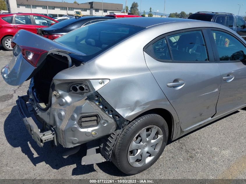 2015 MAZDA MAZDA3 I SPORT - 3MZBM1U74FM133860