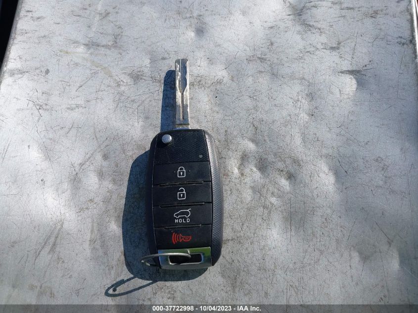 2014 KIA SOUL + - KNDJP3A54E7085788