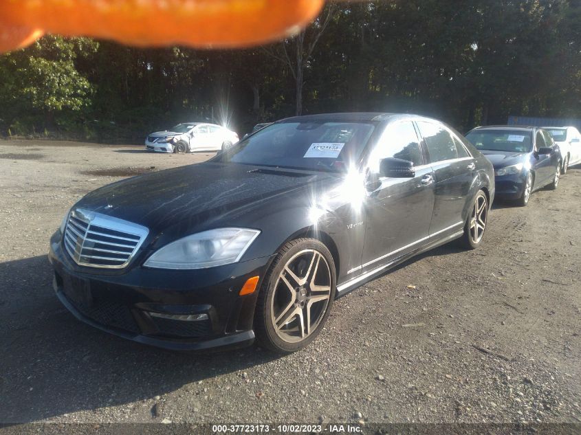 2013 MERCEDES-BENZ S 63 AMG WDDNG7EB1DA508343