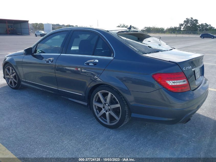 2014 MERCEDES-BENZ C 250 SPORT/LUXURY WDDGF4HB3EA952346