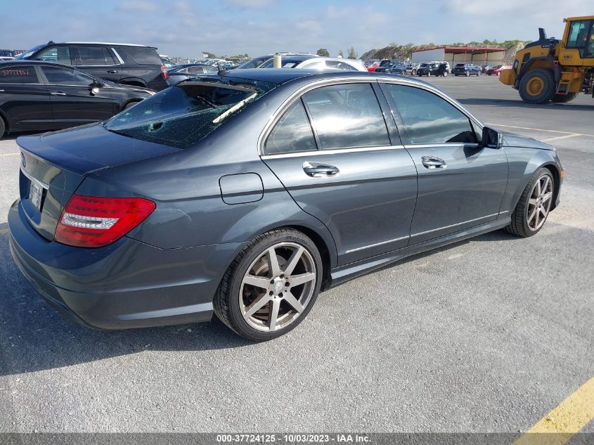 2014 MERCEDES-BENZ C 250 SPORT/LUXURY WDDGF4HB3EA952346