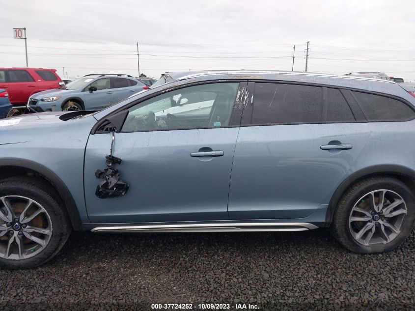 2018 VOLVO V60 CROSS COUNTRY T5 YV440MWK1J2046070