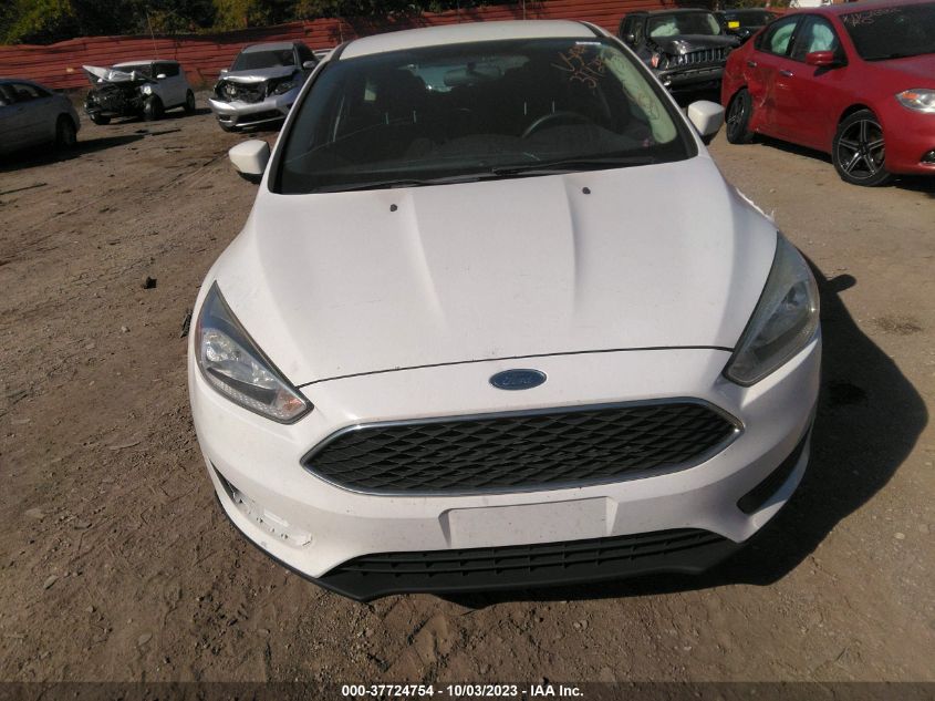 2015 FORD FOCUS SE - 1FADP3K23FL282869