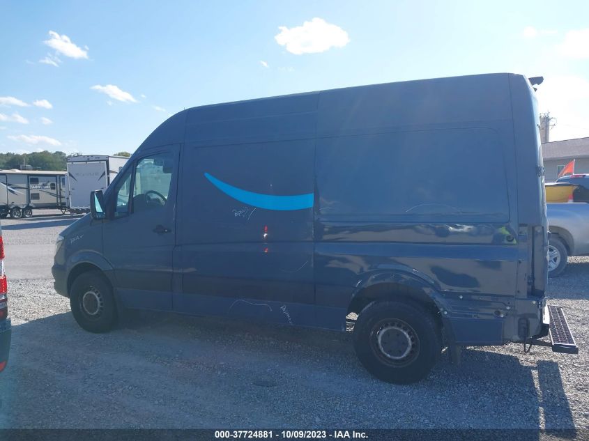 2018 MERCEDES-BENZ SPRINTER CARGO VAN WD3PE7CD5JP647570
