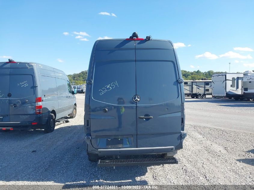 2018 MERCEDES-BENZ SPRINTER CARGO VAN WD3PE7CD5JP647570