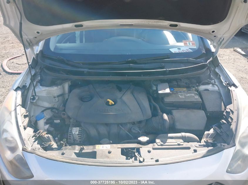 2013 HYUNDAI ELANTRA GT - KMHD35LE6DU056127