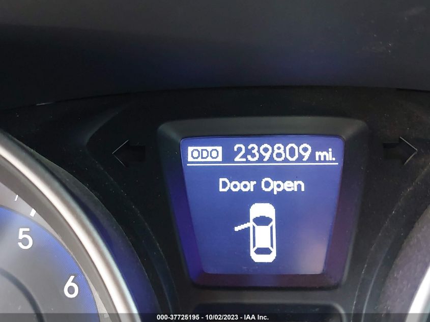 2013 HYUNDAI ELANTRA GT - KMHD35LE6DU056127
