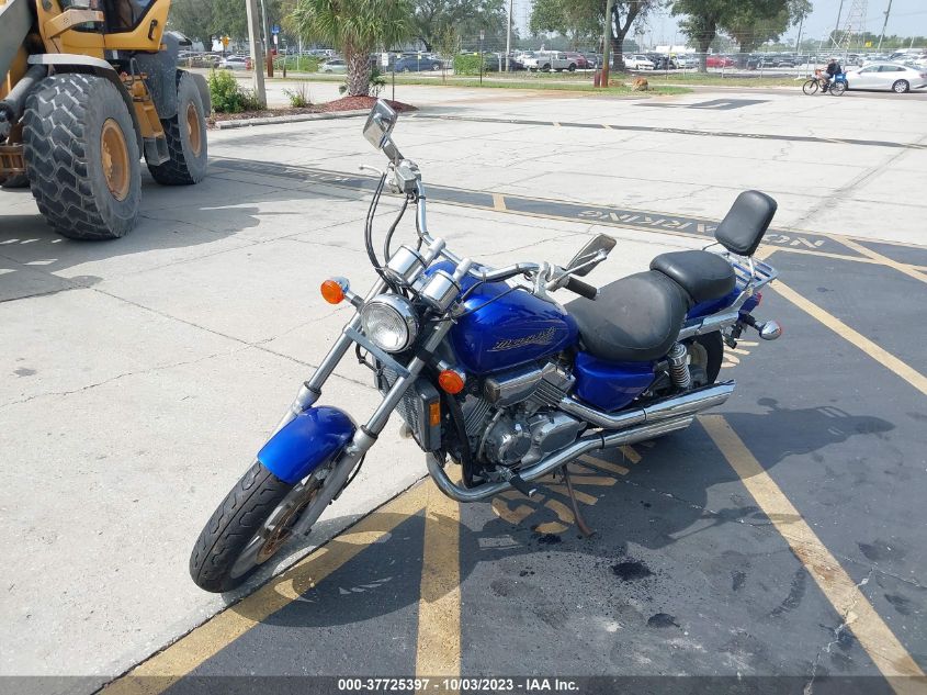 2003 HONDA VF750 C - JH2RC430X3M901057