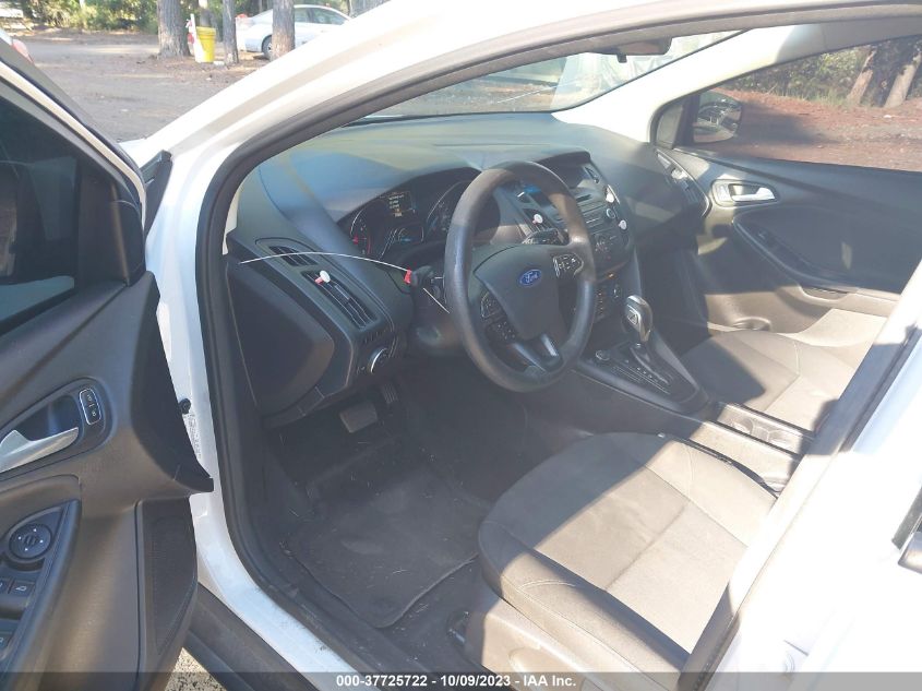 2016 FORD FOCUS SE - 1FADP3K28GL294730