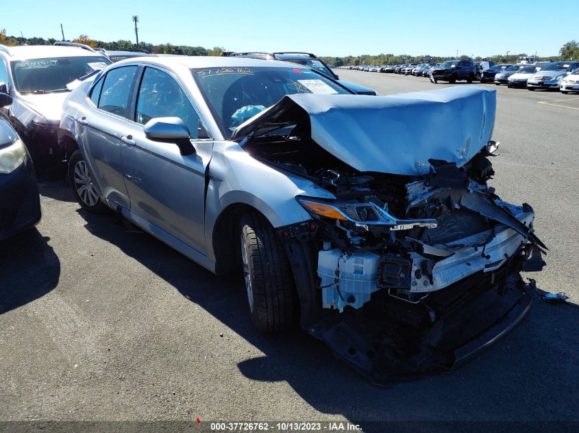 2022 TOYOTA CAMRY LE - 4T1C31AK2NU572810