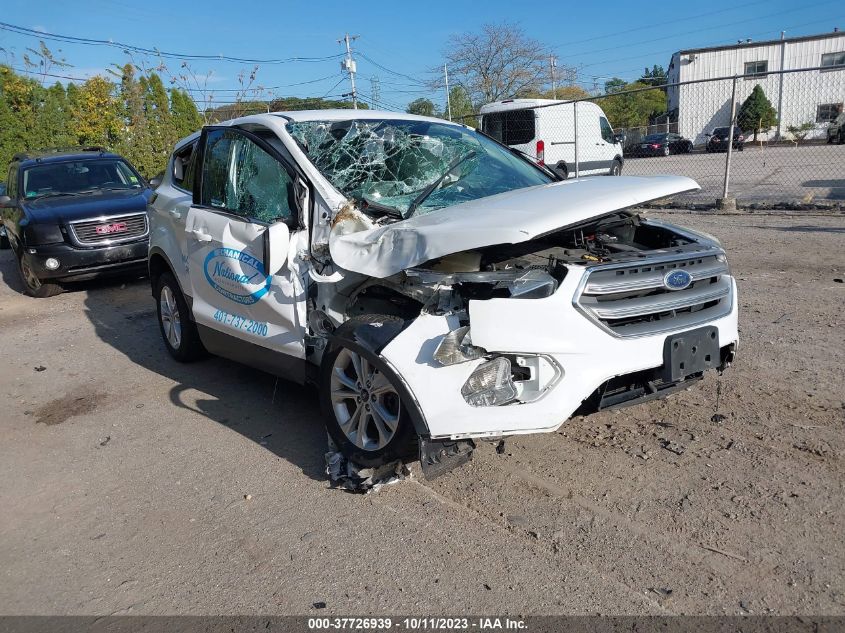 2017 FORD ESCAPE SE - 1FMCU9GD2HUA73269