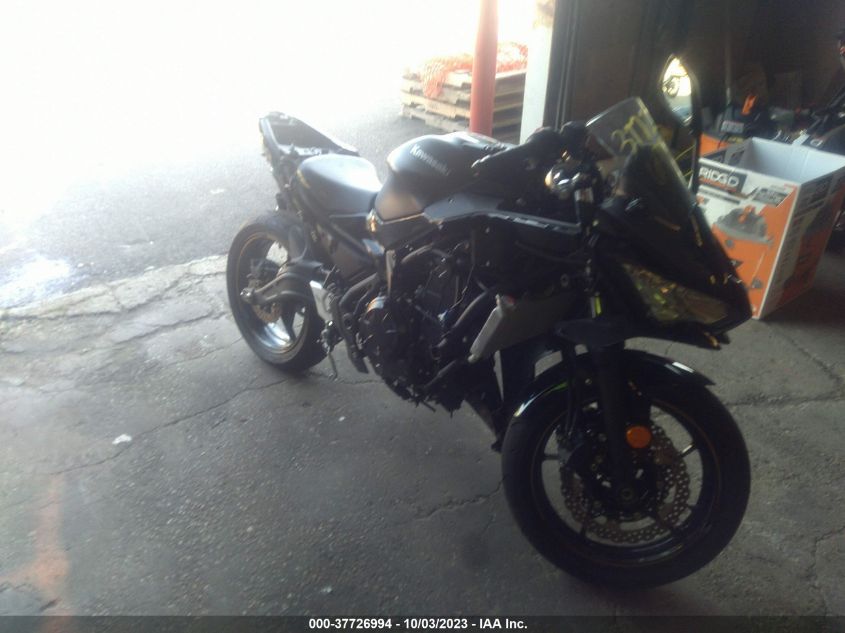 2023 KAWASAKI EX650 R - ML5EXER14PDA84575