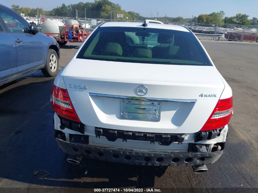 2013 MERCEDES-BENZ C 300 SPORT 4MATIC/LUXURY 4MATIC - WDDGF8AB7DA801896