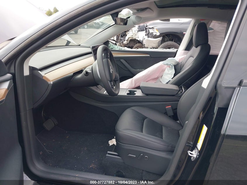 VIN 7SAYGDEE6PF809222 2023 TESLA MODEL Y
