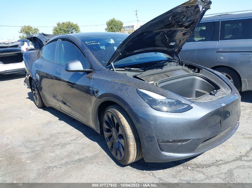 7SAYGDEF3PF814189 Tesla Model Y   6