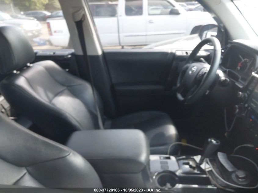 2020 TOYOTA 4RUNNER SR5 - JTEBU5JR0L5821142