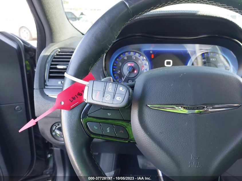 VIN 2C3CCAGG5LH150946 2020 CHRYSLER 300 300S
