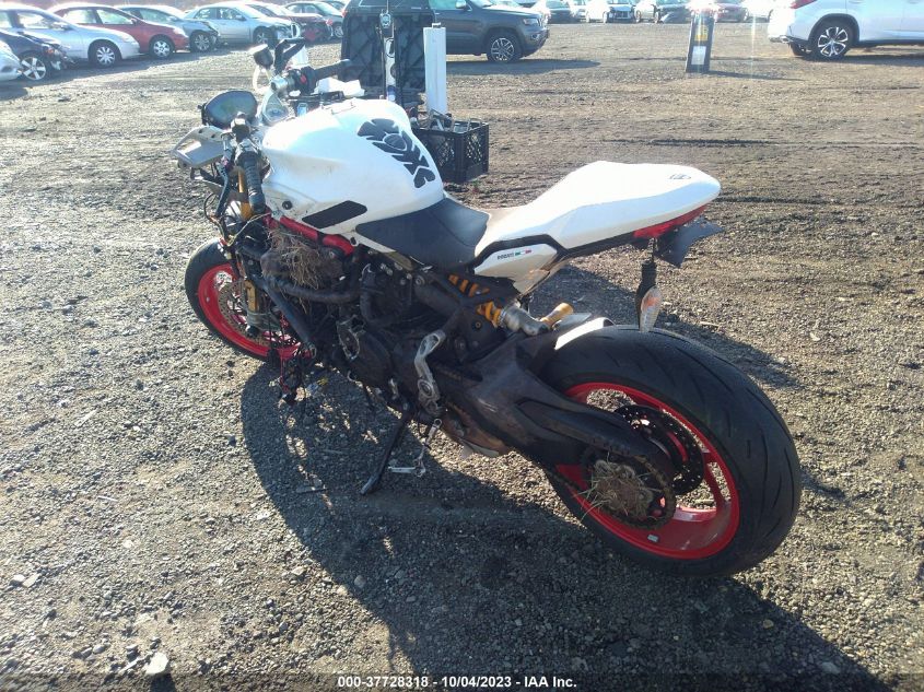 2017 DUCATI SUPERSPORT ZDMVABDS0HB002507