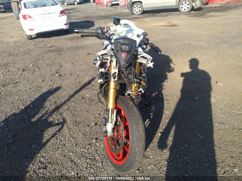 2017 DUCATI SUPERSPORT ZDMVABDS0HB002507