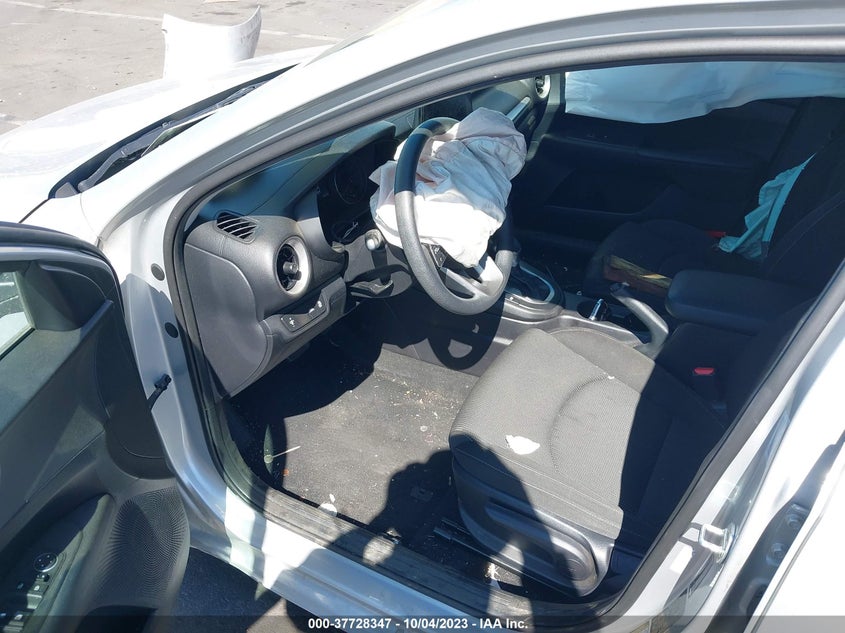 VIN 3KPF24AD6ME350906 2021 KIA FORTE LXS