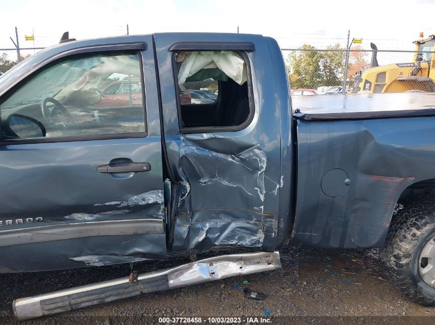 2013 CHEVROLET SILVERADO 1500 LT - 1GCRKSE71DZ392524