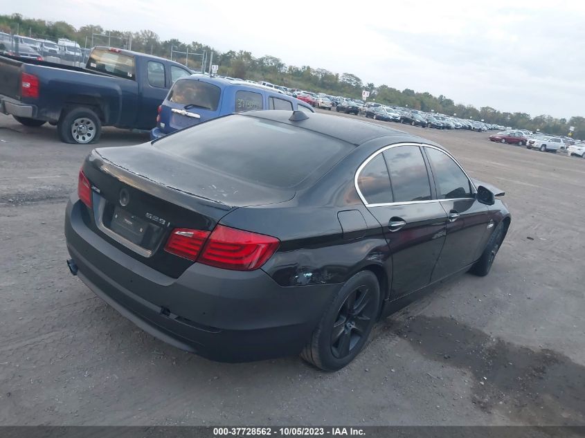 2013 BMW 5 SERIES 528I XDRIVE - WBAXH5C53DD112914