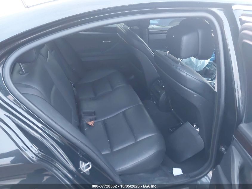 2013 BMW 5 SERIES 528I XDRIVE - WBAXH5C53DD112914