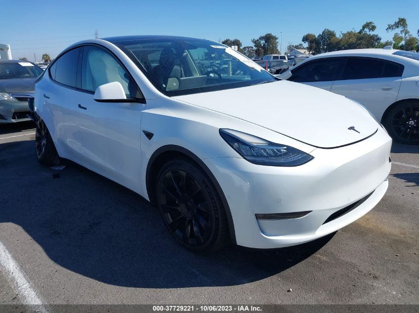 7SAYGDEE5NF393953 Tesla Model Y LONG RANGE