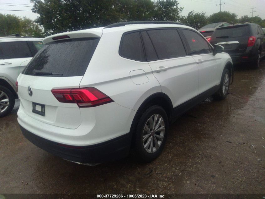 3VV1B7AX7KM071586 Volkswagen Tiguan S 4