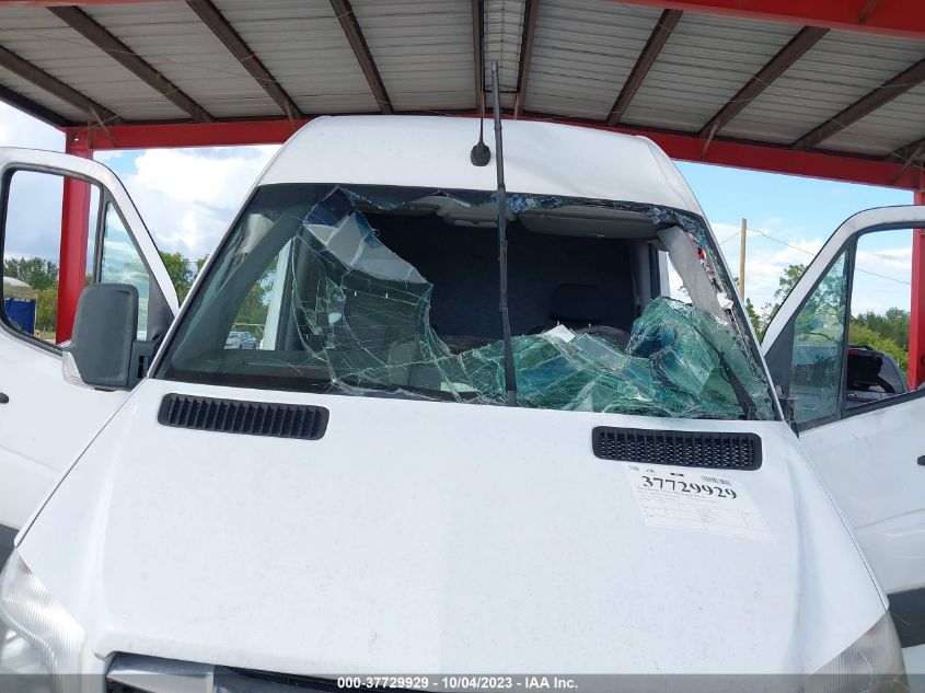 2018 MERCEDES-BENZ SPRINTER CARGO VAN WD3PE7CD2JP609326