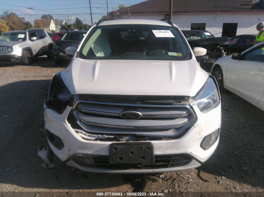 2018 FORD ESCAPE SE - 1FMCU9GD3JUC56590