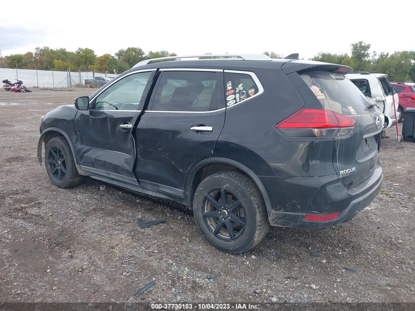 VIN KNMAT2MV5HP540590 2017 NISSAN ROGUE S/SV