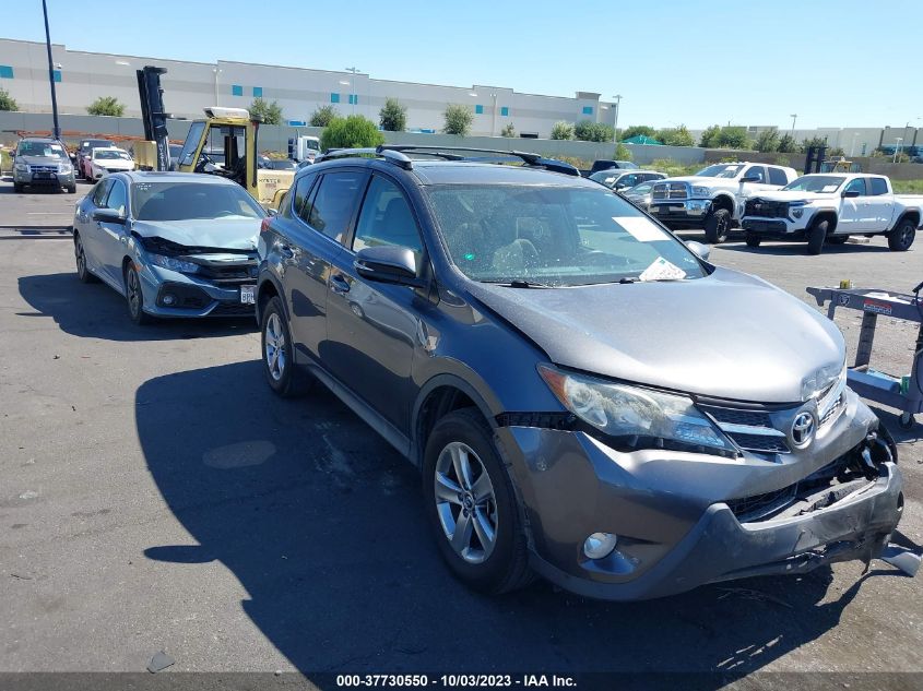 2015 TOYOTA RAV4 XLE - 2T3WFREV4FW138033