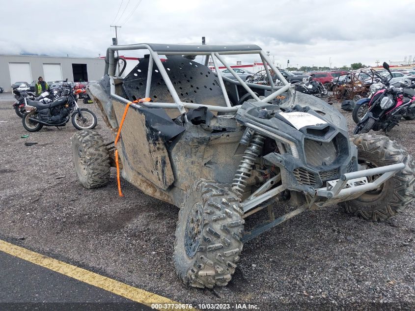 2019 CAN-AM MAVERICK X3 X RS TURBO R - 3JBVXAW27KK000382