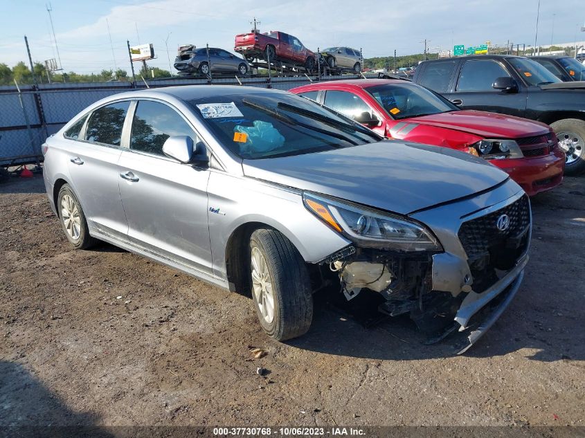 2016 HYUNDAI SONATA HYBRID SE - KMHE24L16GA009071