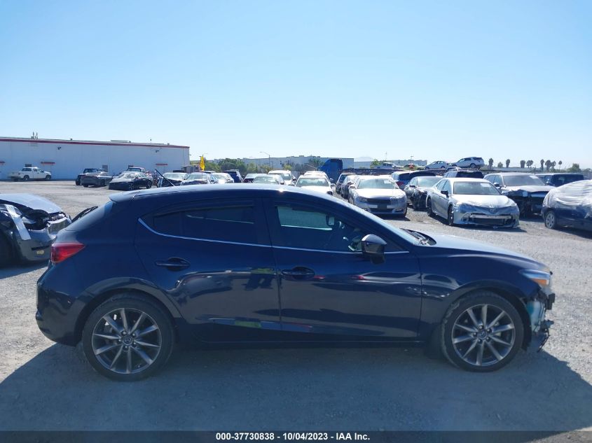 2018 MAZDA MAZDA3 TOURING - 3MZBN1L33JM198848