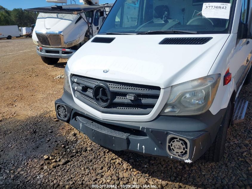 2015 MERCEDES-BENZ SPRINTER CARGO VANS WD3PE7CC6FP164717