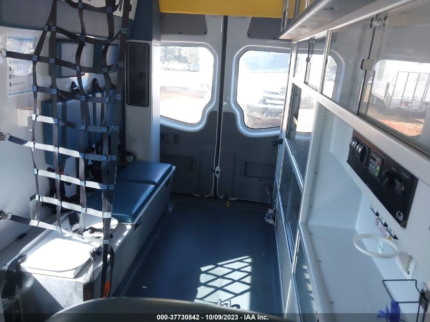 2015 MERCEDES-BENZ SPRINTER CARGO VANS WD3PE7CC6FP164717