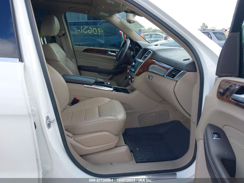 2013 MERCEDES-BENZ ML 550 4JGDA7DB0DA155825