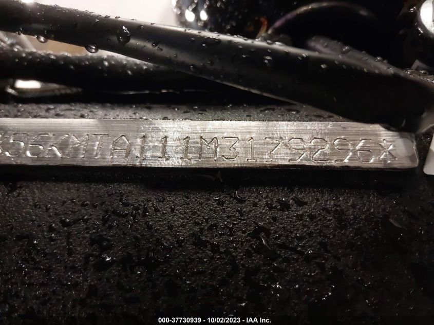 2021 INDIAN MOTORCYCLE CO. SCOUT BOBBER SIXTY ABS 56KMTA111M3179296