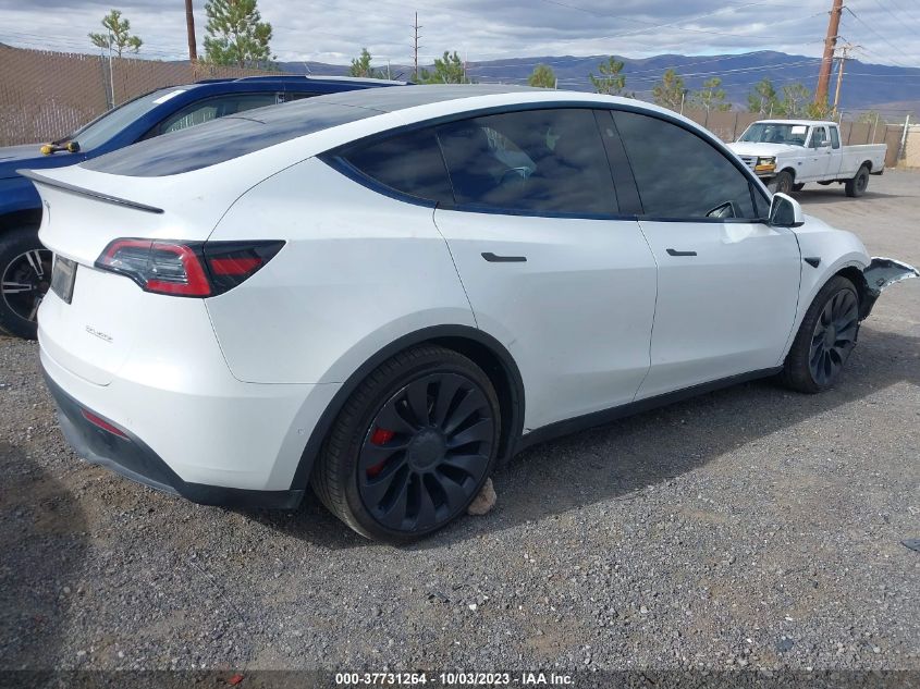 7SAYGDEF4NF381740 Tesla Model Y PERFORMANCE 4