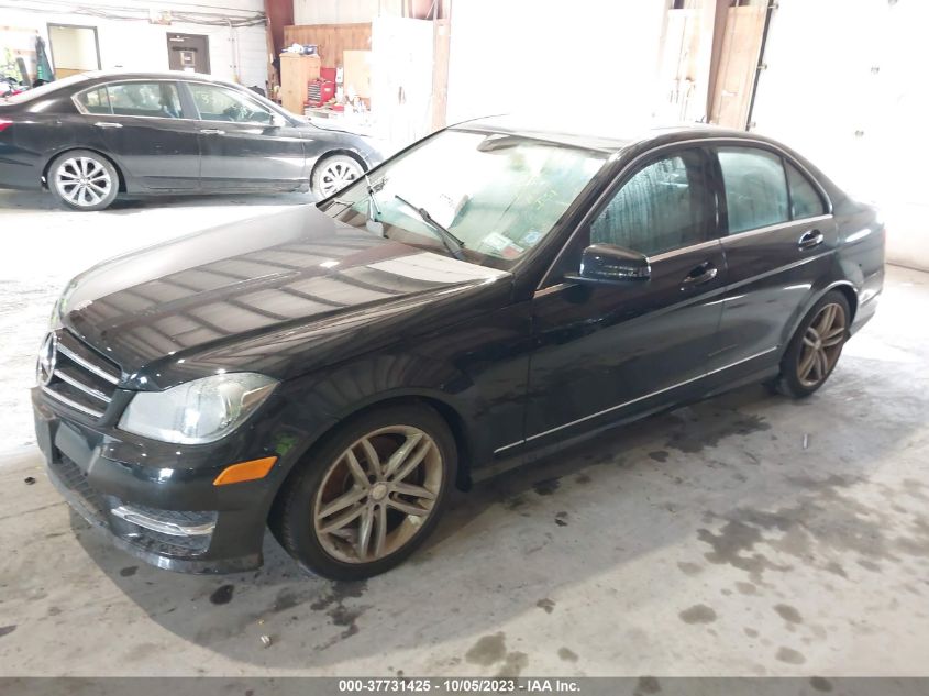 2014 MERCEDES-BENZ C-CLASS C 300 - WDDGF8AB0ER314252