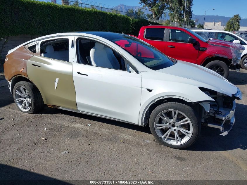 2022 TESLA MODEL Y LONG RANGE - 7SAYGDEE2NF360019