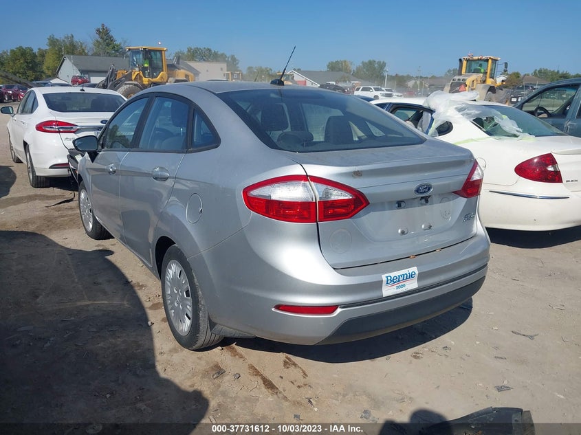 VIN 3FADP4AJ3JM138860 2018 FORD FIESTA S