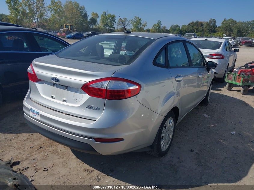 VIN 3FADP4AJ3JM138860 2018 FORD FIESTA S