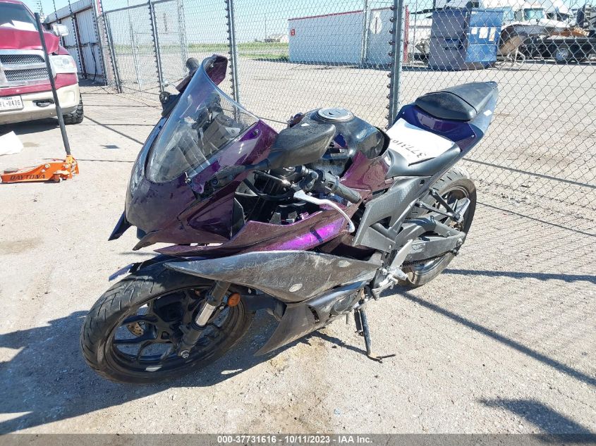 2023 YAMAHA YZFR3 A MH3RH18Y3PK011588