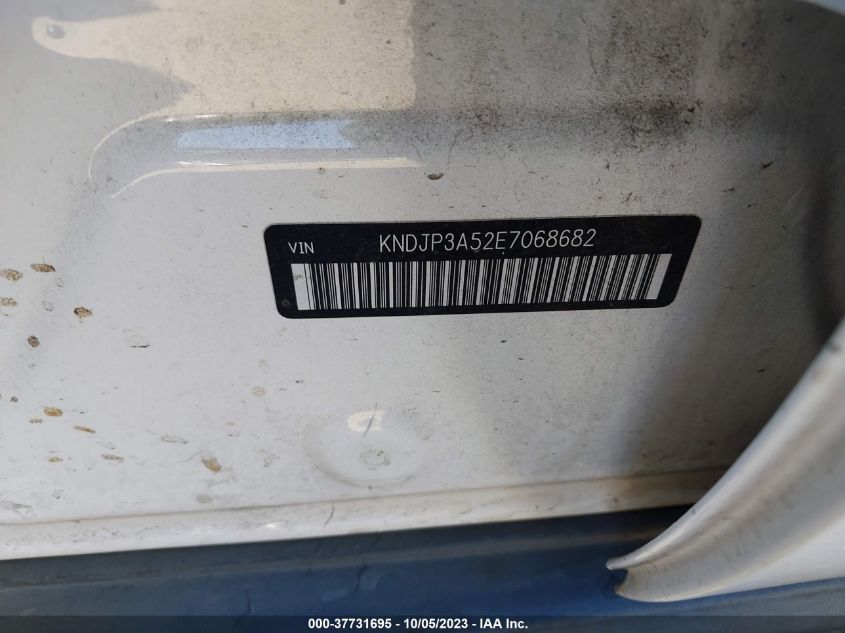 2014 KIA SOUL + - KNDJP3A52E7068682